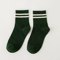 Calcetines de algodón verde oscuro con rayas blancas dobles y textura de punto acanalado - Talla única / Verde Oscuro