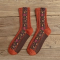 Retro cable knit crew socks with vintage floral jacquard pattern in rust red and brown - One Size / Brick Red