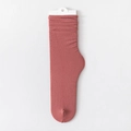 Chaussettes plissées en velours côtelé rouge brique pour femme au style minimaliste - Taille unique / Rouge foncé