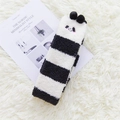Chaussettes hautes panda en polaire corail à rayures noires et blanches - Panda Rayé Noir Blanc