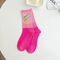 Chaussettes mi-mollet en coton rose avec slogans graffiti et design bicolore vif - Taille unique / Rouge Rose