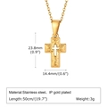 Detalle del colgante de cruz de acero inoxidable chapado en oro IP con dimensiones - Solo colgante (cadena no incluida)