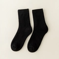 Thick black wool blend crew socks with ribbed cuffs for winter warmth and comfort - One Size (38-46) / Men's Black