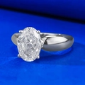 Elegant S925 silver oval cut ice flower ring with four-prong set gemstone for women - US 7 / Silver
