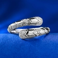 Anillo envolvente de plata S925 con escamas de serpiente brillantes engastadas con circonitas - Abierto Ajustable / Estilo de Serpiente (K052)