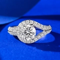 Classic 925 sterling silver ring with 1 carat round moissanite on blue paper background - US 5 / Silver White Rhinestone