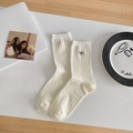 Creamy white crew socks with vertical ribbed texture and star charm in Korean style - White Small Grid