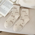 Calze spesse in pile corallo con fiocco color crema e marrone caffè per il comfort - Beige