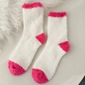 Calcetines suaves de forro polar coral en blanco y rosa fucsia para el hogar - Talla única / Bloque de Color Blanco