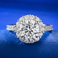 Klassischer Halo-Verlobungsring mit 8mm Runddiamant und pavé-besetztem Silberband - US 5 / Weiß