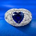 Anello in argento sterling con zaffiro blu a cuore e pavé di zirconi cubici - US 5 / Blu
