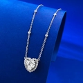 Collana con cuore in argento S925 con zircone halo e catena con inserti a sfera - Argento 925 / Zircone Bianco