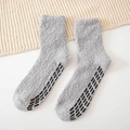 Calcetines gruesos de forro polar coral gris con agarres de goma antideslizantes - Talla única / Gris claro