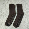 Dunkelbraune Korallenfleece-Socken mit rutschfester Sohle für warme Füße - Einheitsgröße / Kaffeebraun