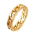 Bague chaîne gourmette dorée en acier inoxydable avec maillons entrelacés sur fond blanc pur - Taille US 6 / Or