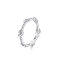 Anello con nodo a cuore in argento sterling S925 e zirconi bianchi su sfondo bianco - Taglia US 5 / Stile Zircone Intarsiato con Nodo a Cuore (JZ1966)