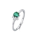 Anello in argento S925 con zircone smeraldo tondo e pietre laterali bianche brillanti - US 5 / Verde