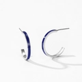 Orecchini a cerchio a C in argento sterling 925 con finitura in smalto blu reale - Orecchini a Bottone in Smalto (ED3536)