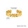 Detaillierte Maße des goldenen Edelstahl-Armreifs mit welliger V-Form und Größenangaben - Geometrischer gefalteter Stil (B-744G)
