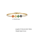 Dettaglio di un bracciale a quadrifoglio dorato con pietre colorate e zirconi bianchi - Stile Quadrifoglio Colorato Oro(PBR-346G)