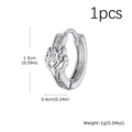 Detail van zilveren wolf oorring in punkstijl met afmetingen en 925 zilveren kenmerk - Wolfskop Gegraveerde Stijl (EH-729S-1)
