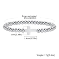 Dettaglio macro del bracciale con perline in acciaio inossidabile e dimensioni di 17cm - Color Acciaio