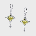 S925 Silber Sternohrringe mit grünem Peridot-Edelstein und hängendem Zirkon-Detail - Sternenstrahl-Stil (KDP1471)