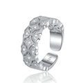 Anello aperto vintage in argento S925 con pizzo traforato e zirconi scintillanti - Aperto Regolabile / Stile Palazzo Traforato Vintage (KDP2360)