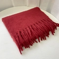 Sciarpa spessa in maglia rosso mattone con lunghe frange morbide per l'inverno - Rosso Giuggiola Scuro