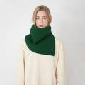 Tour de cou en grosse maille vert foncé pour femmes avec col fendu chaleureux - Vert forêt