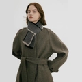 Abrigo de lana de invierno para mujer en verde oliva con bufanda de punto de cuadros - Negro