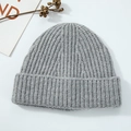 Unisex light grey ribbed knit beanie cap made of warm wool blend for winter - Gray