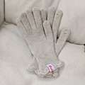 Beige wool knit gloves for women featuring scalloped cuffs and a classic woven label - Beige