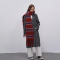 Écharpe épaisse à rayures rouges et bleues avec de longues franges d'hiver - Rayures Rouges et Bleues