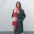 Écharpe d'hiver à carreaux roses et blancs avec franges assortie à un manteau - Rose Violet Blanc