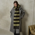 Sciarpa a quadri da donna con strisce verdi e nere e lunghe frange invernali - Righe Verde Matcha E Nere