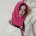 Magenta Strick-Balaclava-Mütze mit verstellbarem Kordelzug für optimalen Windschutz - Pflaumenrot