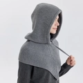 Scaldacollo con cappuccio in maglia grigia con coulisse per calore invernale - Grigio Medio