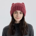 Berretto in maglia rosso scuro con graziose orecchie da gatto e morbida trama in mohair - Rosso Giuggiola Scuro