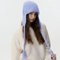 Gorro de punto grueso lavanda con orejeras y borlas trenzadas largas para invierno - Púrpura crepúsculo