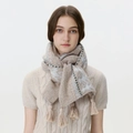Écharpe en laine mélangée Fair Isle avec motifs bleus et finitions à franges - Chameau de riz