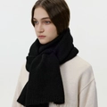 Écharpe classique en maille noire mélangée laine avec texture épaisse pour l'hiver - Noir d'Encre (Avec Étiquette)