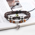 Bracciale multistrato in pelle intrecciata con ciondolo a foglia d'argento e perline - Ciondolo a Foglia (Braccialetto Foglia)