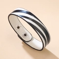 Bracciale alla moda in pelle a strisce bianche e nere con bottoni a pressione argento - A righe bianche e nere (Stile 4)