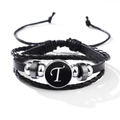 Bracelet multicouche en cuir tressé noir avec un pendentif argenté de la lettre T - Lettre-T