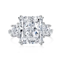 Anillo lujoso de plata S925 con talla radiant y brillantes piedras de circón de carbono - Talla 9 / Estilo Lujoso de Tres Piedras Corte Radiante (DY120668) / Plateado
