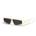 Quadratische Cat-Eye-Sonnenbrille in Cremeweiß mit Strass und dunklen Gläsern - Cremeweiß Grau Gläser