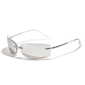 Randlose rechteckige Y2K-Sonnenbrille mit hellgrauen Gläsern und silbernen Metallbügeln - Quecksilber Silber