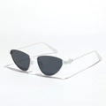 Lunettes de soleil œil de chat blanches modernes avec verres gris et détails géométriques - Monture Blanche Verres Gris