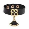 Bracciale quadrifoglio in ecopelle nera con ciondolo a ventaglio dorato e strass - Nero